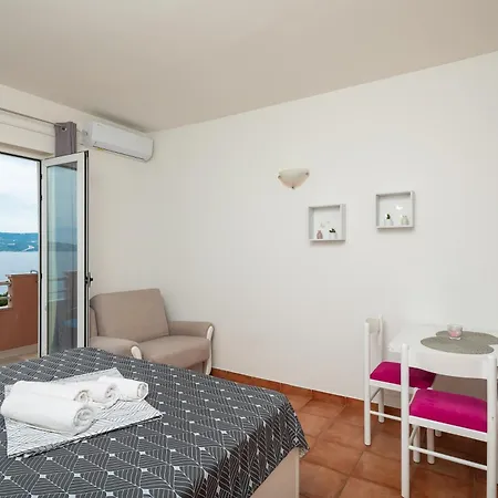 فندق Adriatic Blue لوكفا روجوزنيكا