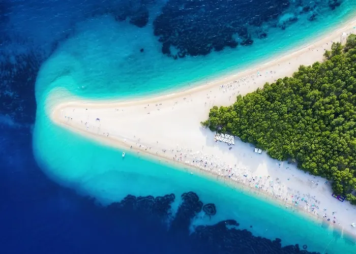 ホテル Adriatic Blue ロクヴァ・ロゴズニツァ